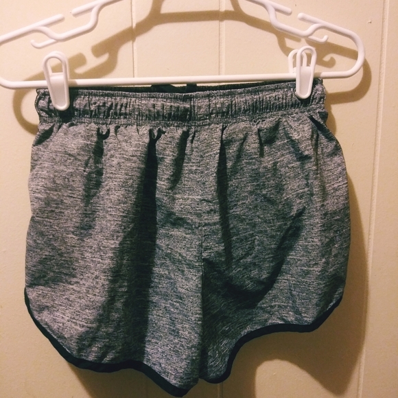 Pink athletic shorts size Small - Picture 2 of 3